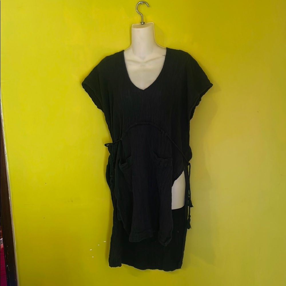 Navy blue V-Neck Free People beach coverup with Pockets and rope sash